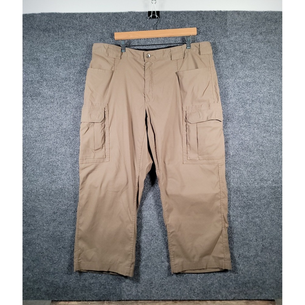 Duluth Pants Mens XXL Short Khaki Flex Dry On The Fly Cargo Utility Hiking Hunt